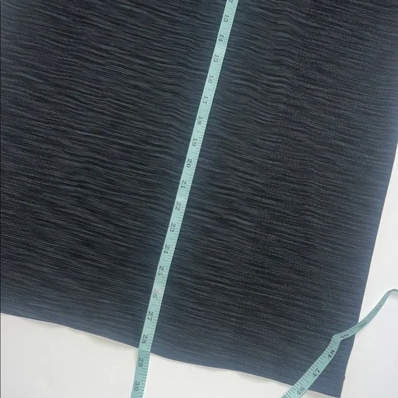 Under Armour Men’s L Black Shirt - Picture 9 of 9